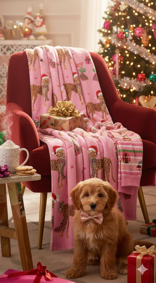 Arctic Friends Ultra Soft Christmas Fleece Throw (50x70)