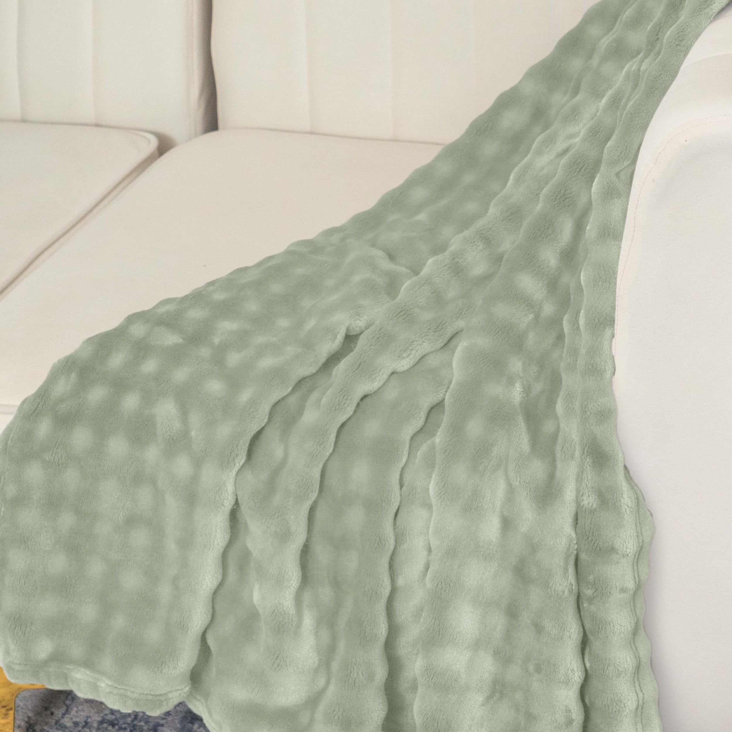 NMTHF-012H - Nicole Miller Ultra Soft Bubble Plush Throw (60x70) - Sage