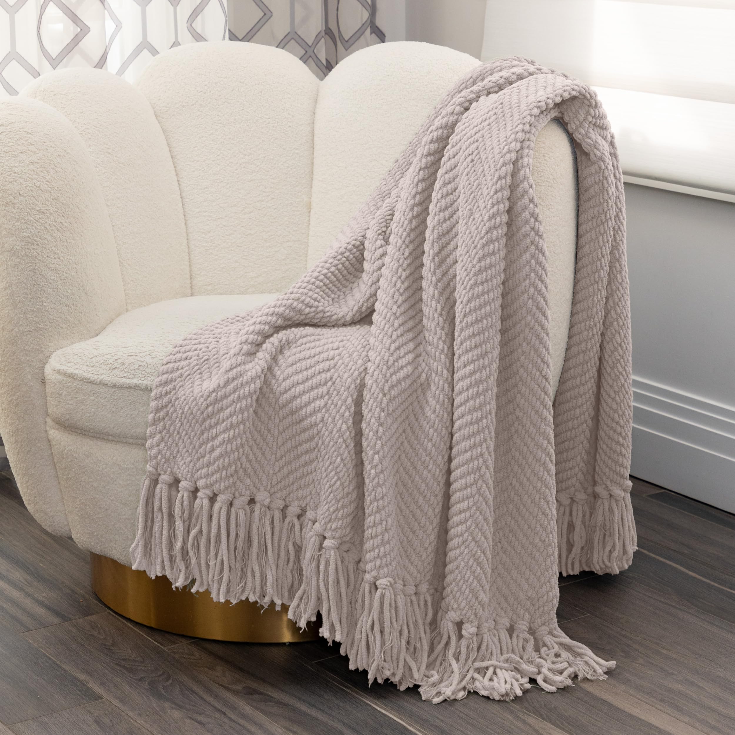 NMTHCH-010H - Nicole Miller Chloe Textured Knit Throw with Tassels - Sand