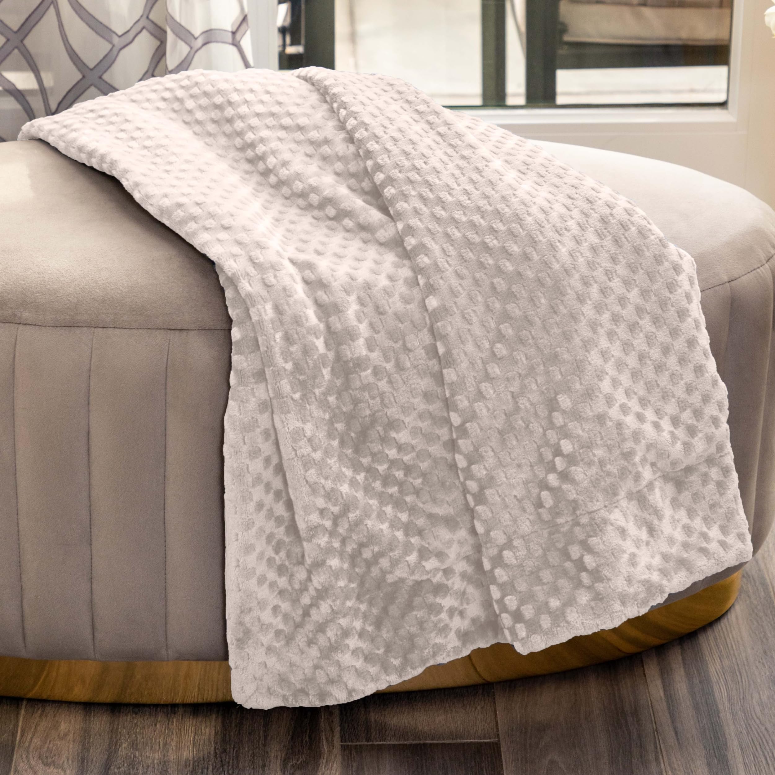 NMTHF-040H - Nicole Miller Anya Textured Raised Dot Throw - Pumice